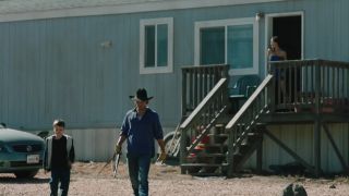 Kelsey Asbille, Kelly Reilly - Yellowstone s01e02 (2018) HD 1080p!!!