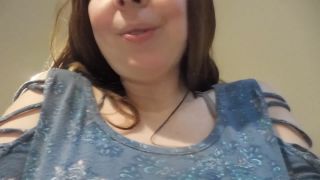 M@nyV1ds - MelanieSweets - Burping and tits fetish