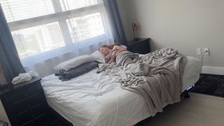 Red Eviee – Lactating Step Mom Gets Sex During Nap.