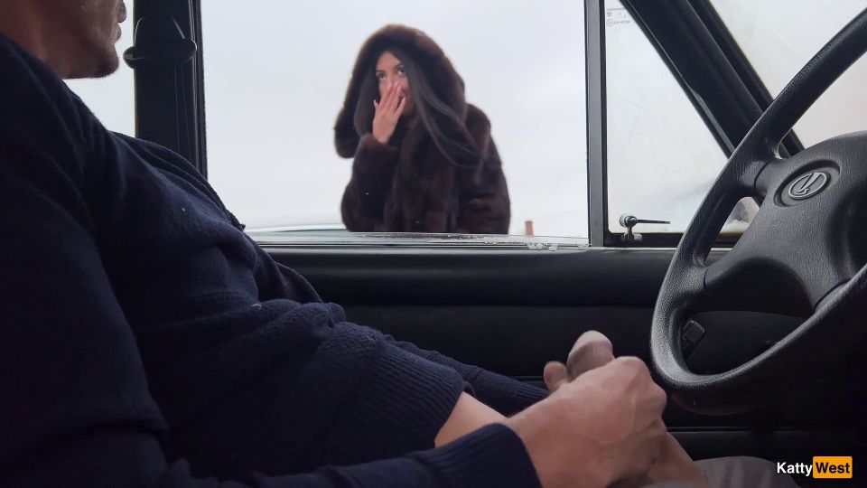Onlyfans - Stranger Jerks Off And Sucks My Cock In The Parking Lot Walks With Cum On Her Face Cumwalk Katty West - Oral