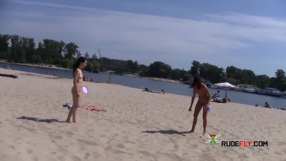 Nude Beach - Buxom Boat  Sex