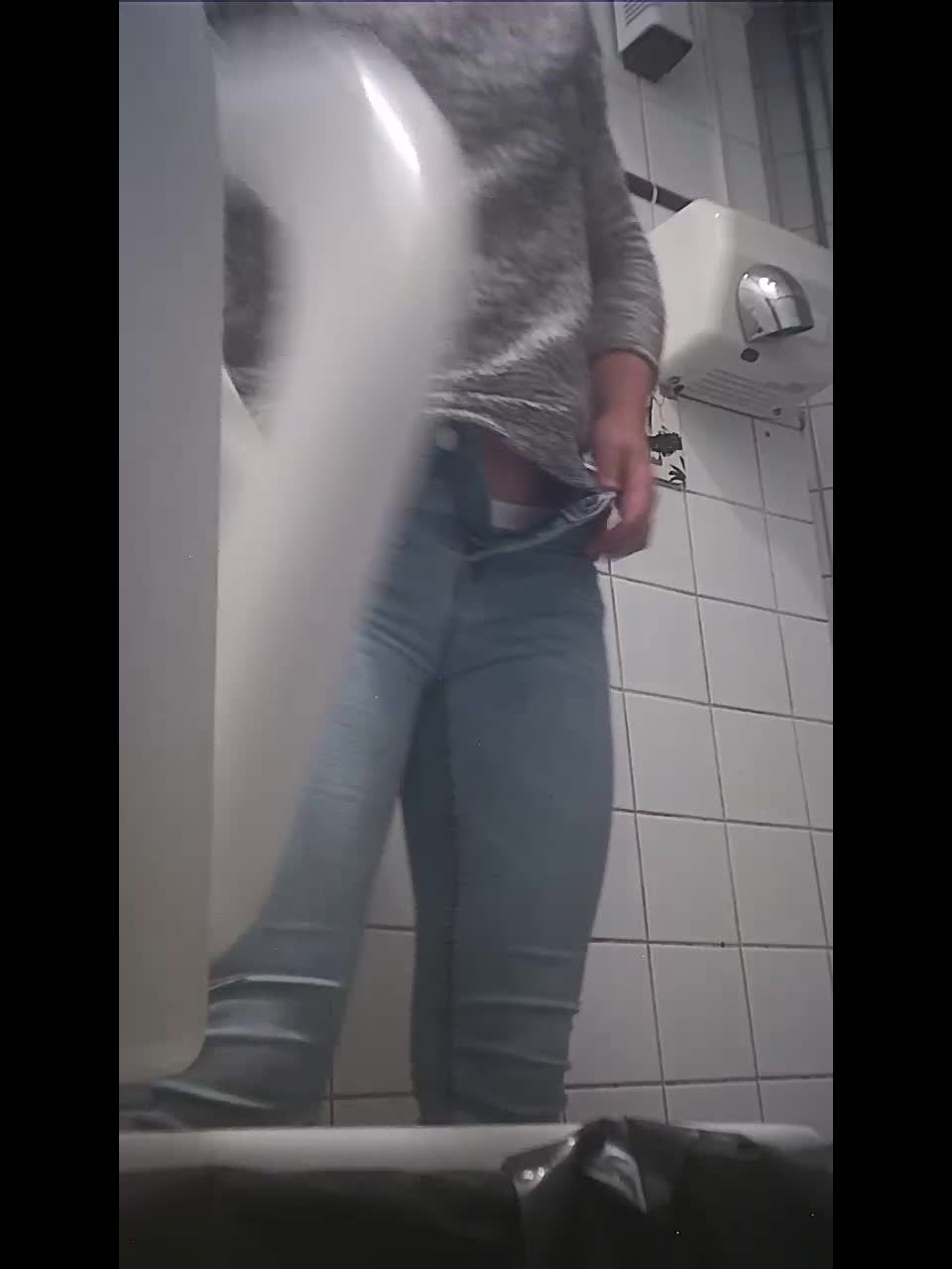 Porn online Voyeur in Public Toilet – Student restroom 98