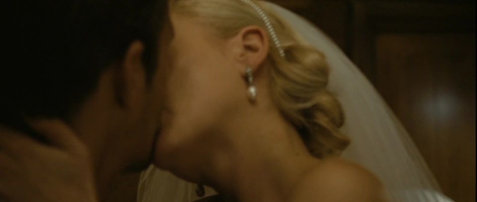 Kirsten Dunst – Melancholia (2011) HD 1080p - (Celebrity porn)