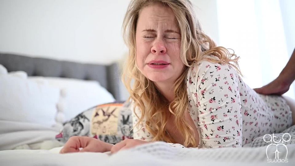 porno clip 47 Muñeca para un remar – Stevie Strips y vestidos para el padel en fetiche porno mandy dee femdom