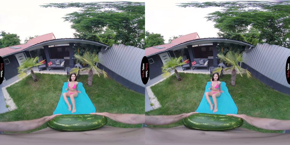 VT Fruit That Can'T Hide It