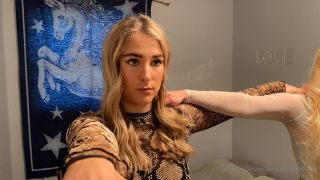 Fetish porn   OnlyFans OnlyFans – Victoria Elizabeth – Victoria & Lily Robot Competition