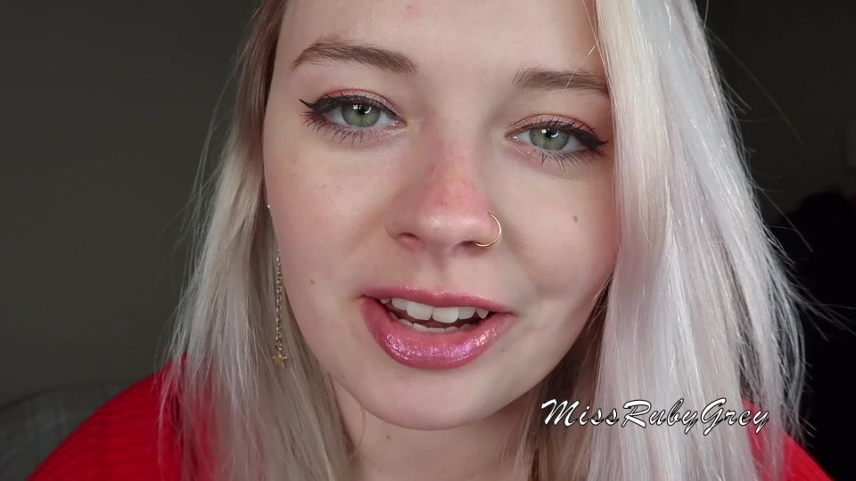 Miss Ruby Grey - Giantess Mouth Tease.