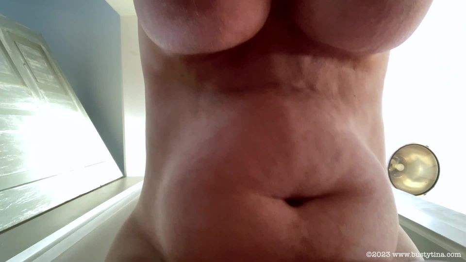 Tetona Tina Pelota Coño Calzoncillo Entrenamiento - MILF