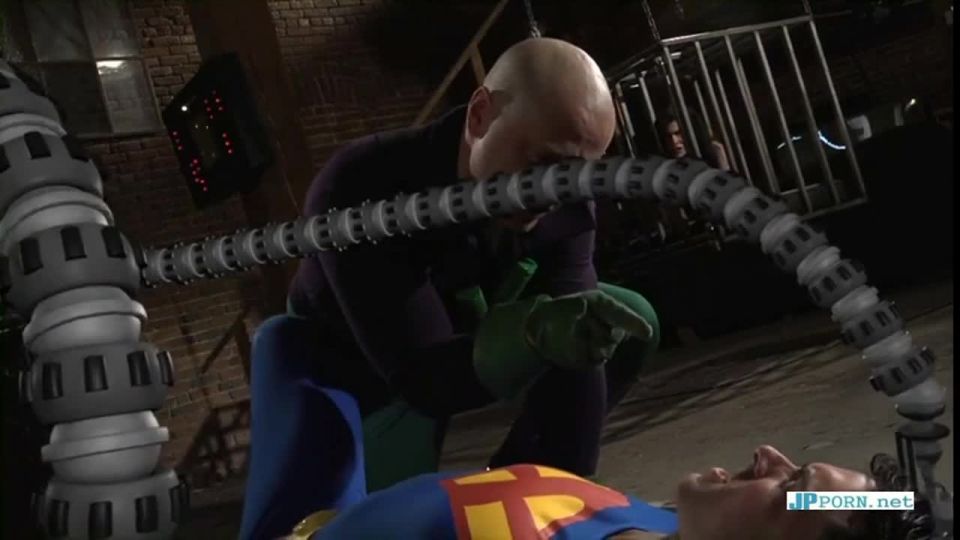 [SuperMisses.com] Pussy gets drilled by Lex Luthor