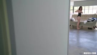Twitching Twat Aria Lee SD.