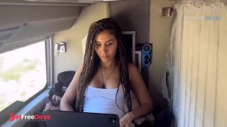 [GetFreeDays.com] Beatrice Segreti  troppo arrapata e seduce un uomo in bus Sesso pubblico amatoriale e rischioso Adult Stream December 2022