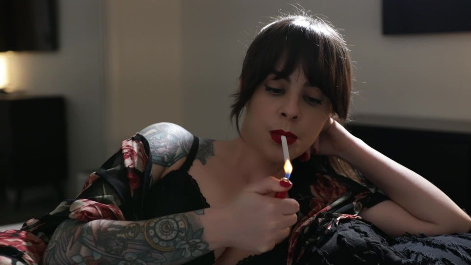 free adult video 42 Dani Lynn – Smoking Vss in Black Bra and Cover Up | nose exhales | fetish porn lucy cat femdom