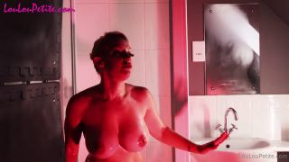 Louloupetite Loulou En el espacio Episodio Drip partes secas uno y dos incluyendo Xxx (Pornstar)