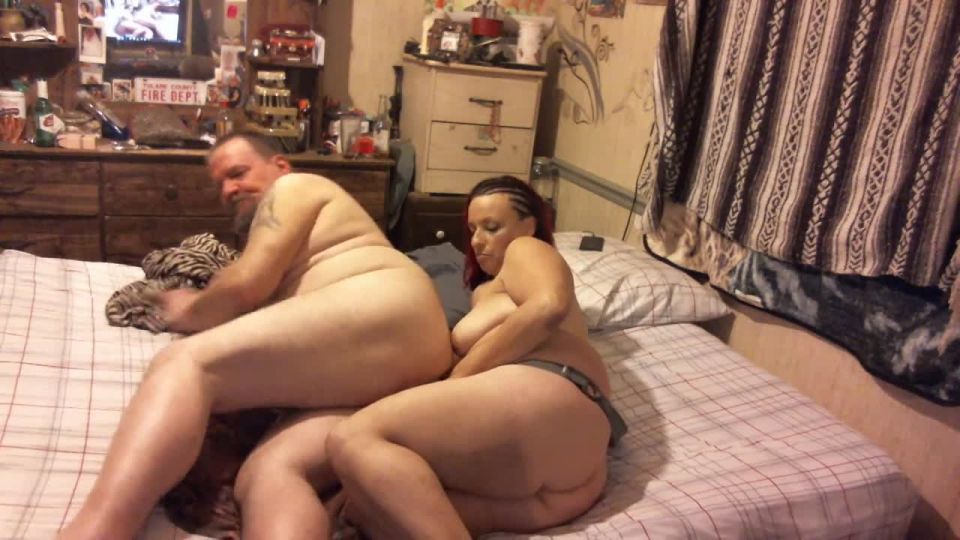 7335 Horny wife fucks ass of her fat husband