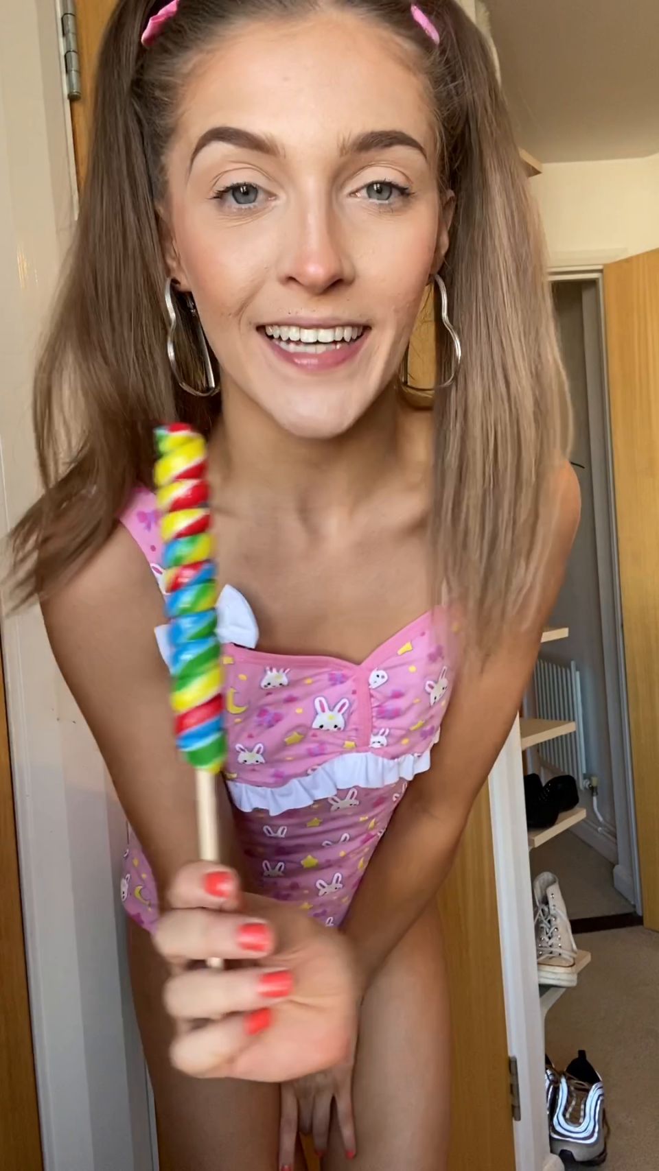 RhiannonRyder1995 - Fucking my lollipop for daddy