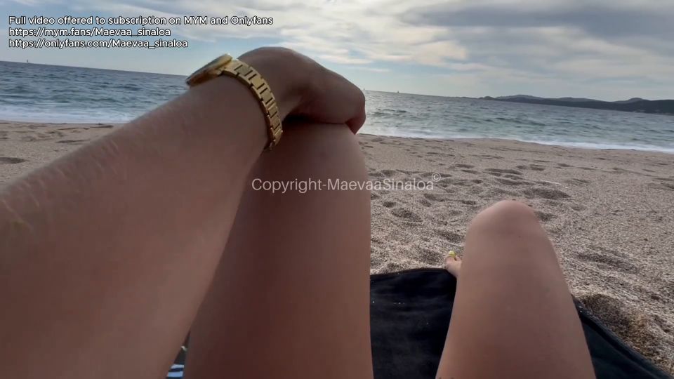 7179 REAL AMATEUR - Me follo a mi mejor amigo en una playa pública a...
