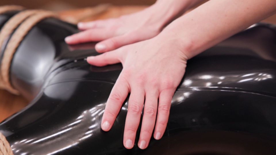 Chuck, KissMeDeadlyDoll - Place Setting (Femdom porn)