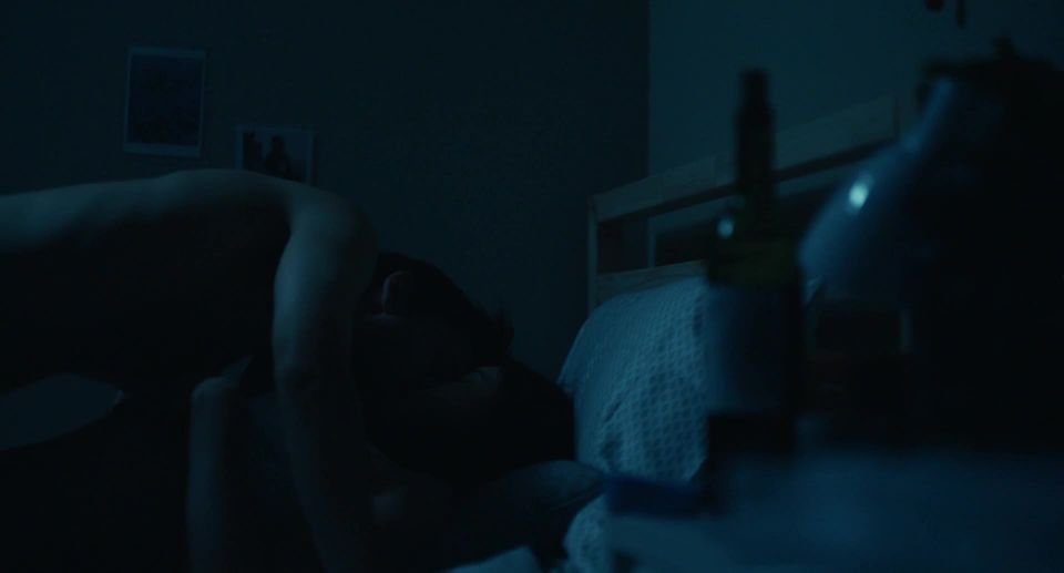 Dylan Gelula - Shithouse (2020) HD 1080p - (Celebrity porn)