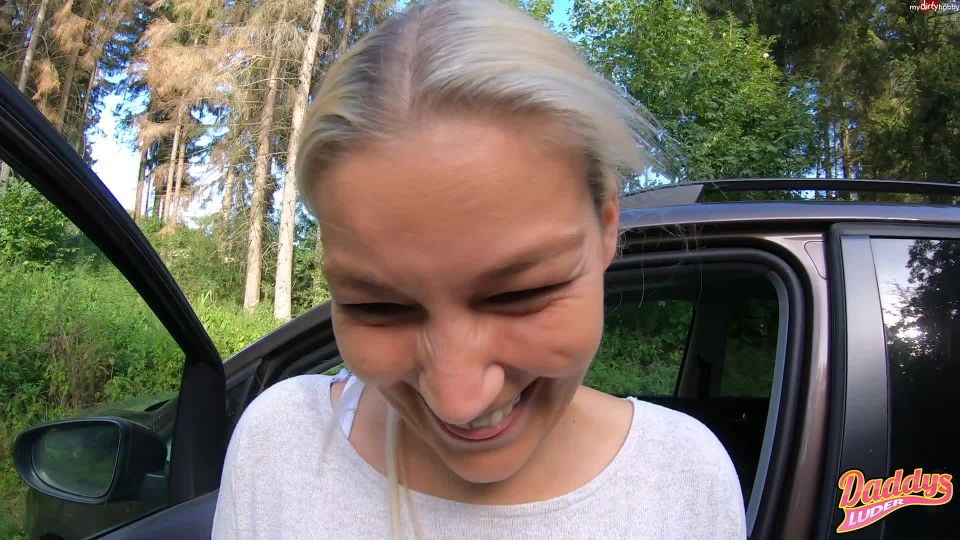 DaddysLuder - Unten ohne aufm Parkplatz geschifft , sexwife amateurs russians on german porn 