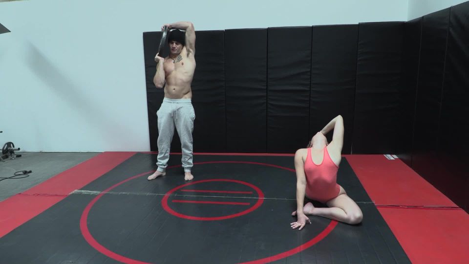 porno video 40 Katie Kush – Rastreando su hermanastro expone Real Deseos HD 1080p en fetiche porno mujeres altas femdom