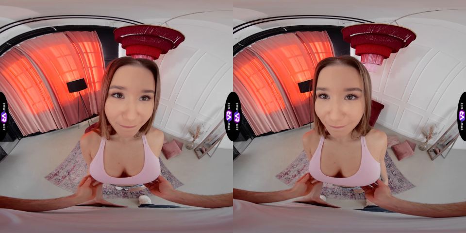 Hard sex before a long walk - Smartphone VR