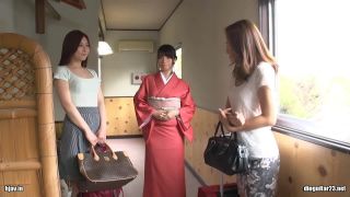 Yatsuhashi Saiko, Sasaki Aki, Takase Yuna BBAN-096 Lesbian Youve Met A Married Woman In The Womens Bath - Lesbian