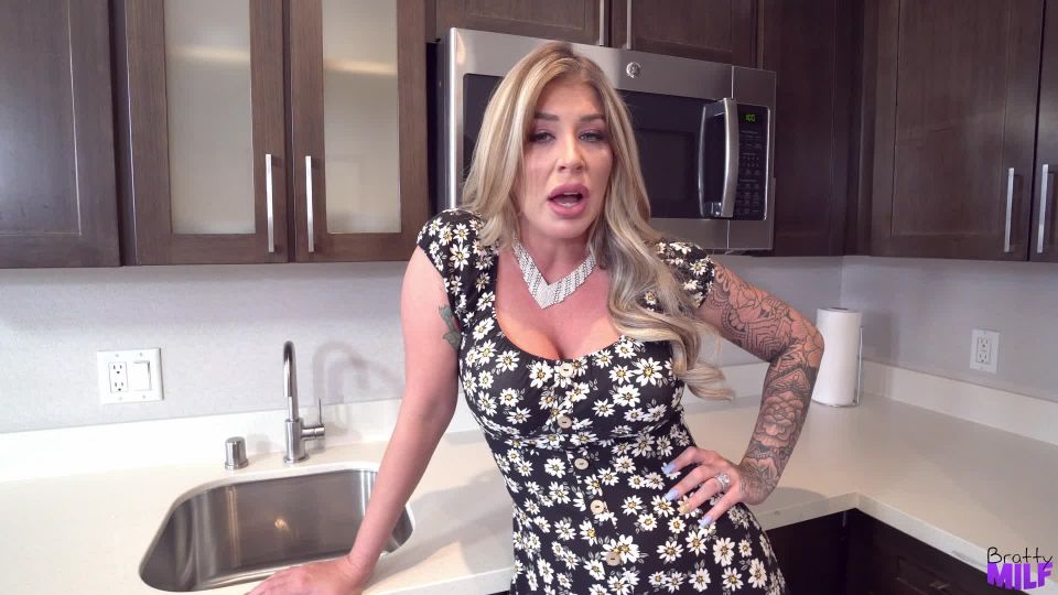 [GetFreeDays.com] Lolly Dames Stepmom Gave Me A Boner extreme hardcore porn