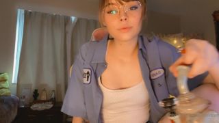 Elle - ellelovelandxxx () Ellelovelandxxx - i feel so cute today do you like my outfit 20-07-2020