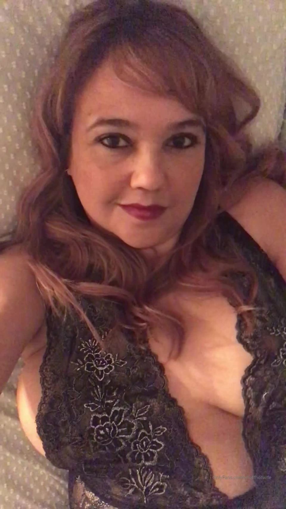 Yasmin - sheffhotwife () Sheffhotwife - you know youd love to have a play with these 26-11-2019