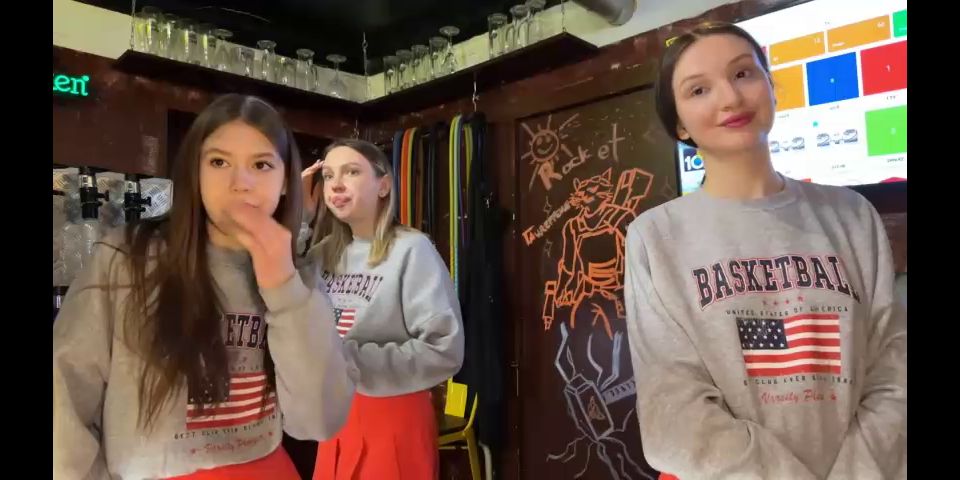 Mamadas porno Mira Sunset MorePOV - Mira Sunset - Mejor Mucama del Mundo