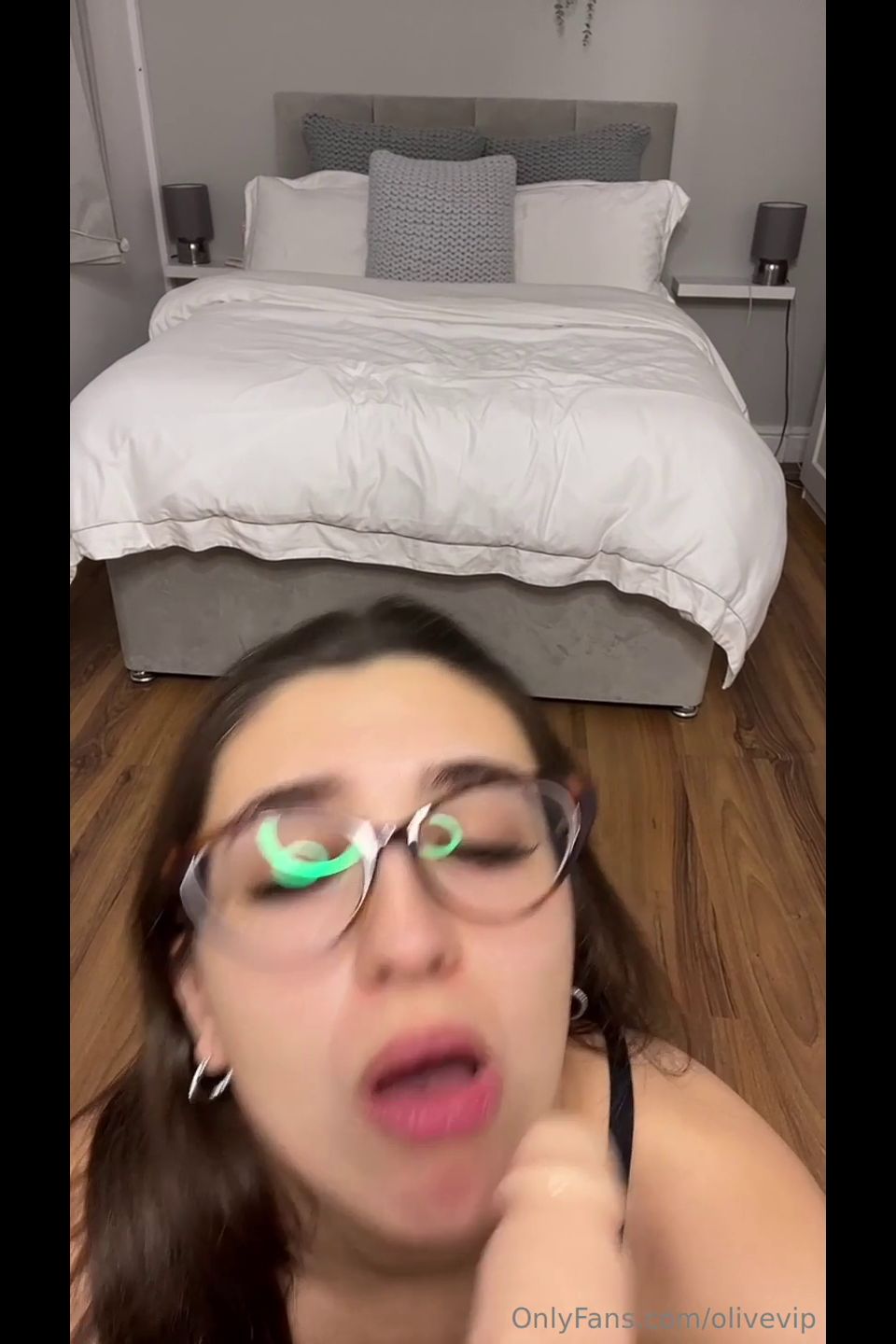 Olivevip Shows Us How She Likes It Onlyfans (Amateur porn)