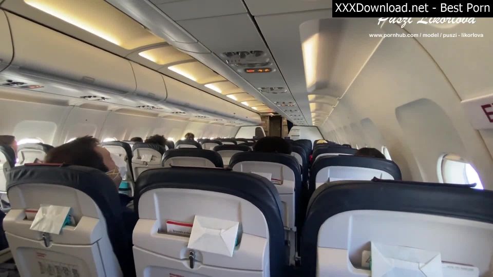 Amateur - Extrema Mamada en el avión (Pornstar)