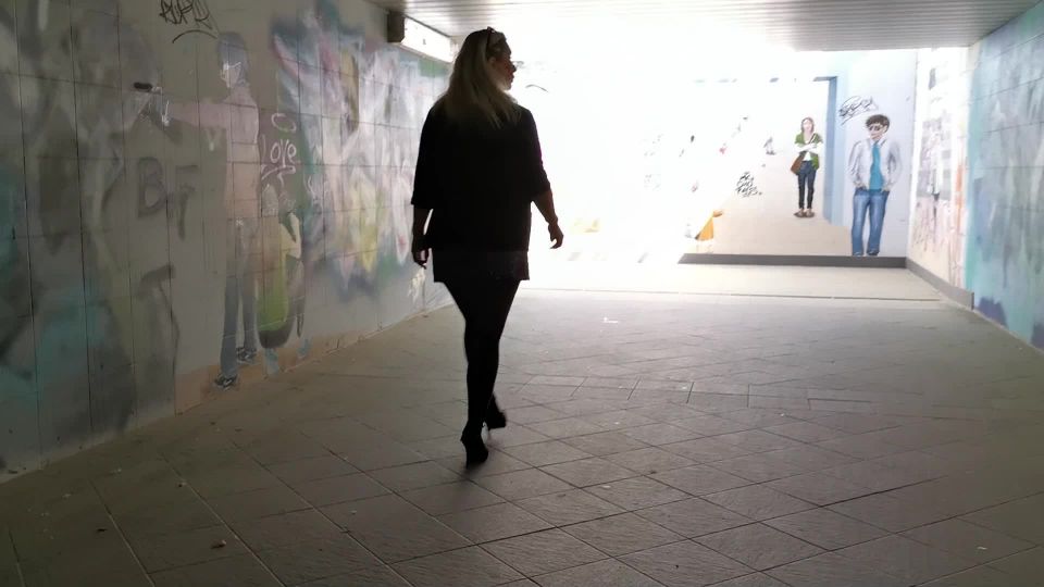 M@nyV1ds - Sandybigboobs - Ouvert-Nylon-Fick in Public