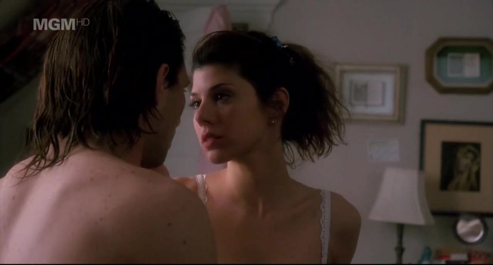 Marisa Tomei Nude - Untamed Heart 1993