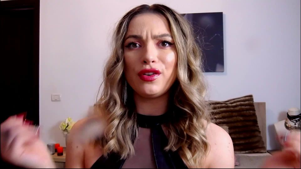 video gratis 26 Miss Amelia – Soy tu nueva religión parte IV en fetiche porno femdom extremo vinculación