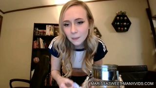 Marissa Sweet Full Cam Show Recording Blonde Chatting And Showing Feet