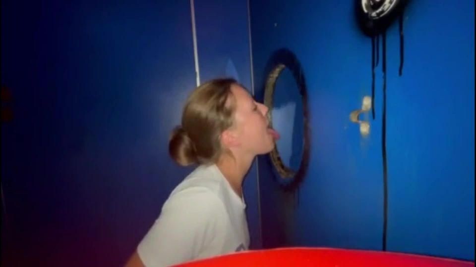 2kinky4you - Glory Hole - Man muss auch mal andere SchwГ¤nze testen - FullHD 1080P