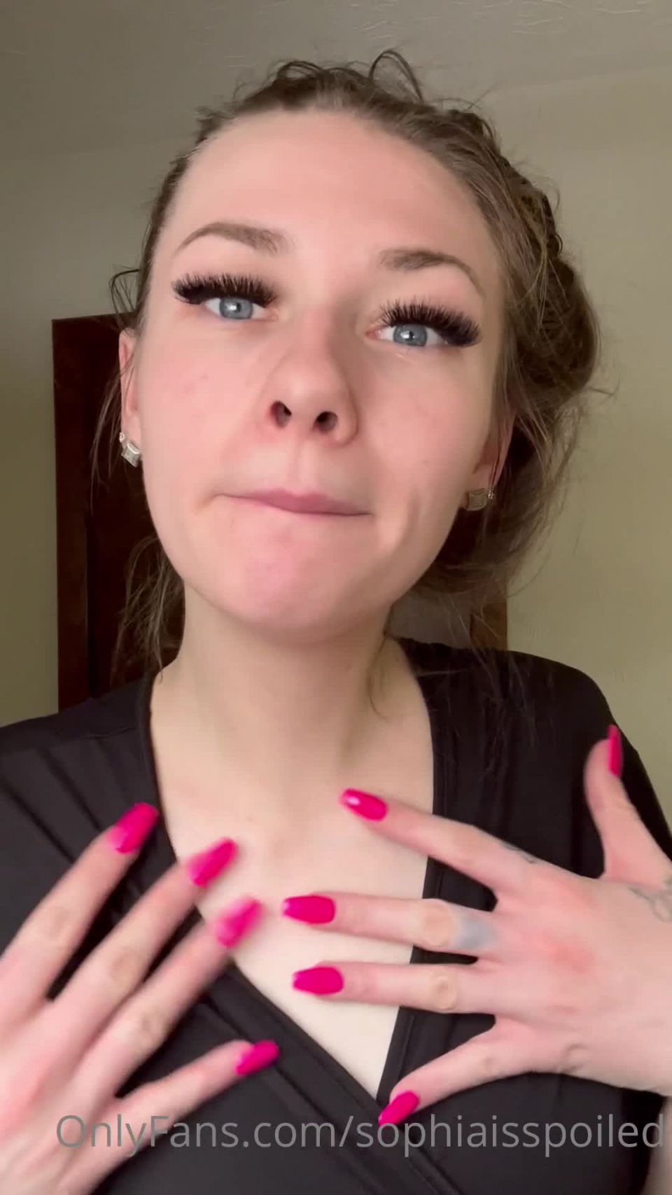 clip 21 sophiaispoiled 140320222392358352 de longitud completa, sólo nueva dominación femenina en femdom porno