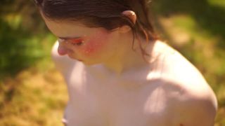 [ManyVids] Longhairluna Manyvids.21.06.02.Longhairluna.Strip.Tease.Icy.Hose.Temperature.Play 