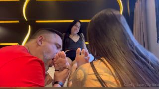 fetish Daniitrix Daniitrix aka daniitrix - 07-08-2024 OnlyFans Video - Eu e meu marido lambendo o pé da Prii video