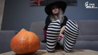 free xxx video 21 Czech Soles – Lynn – Halloween night magic foot worship  Special - czech soles - czech porn tall asian femdom