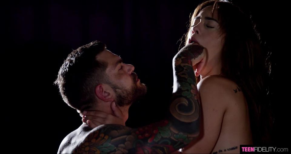 Love in Shadows - [Hardcore porn]