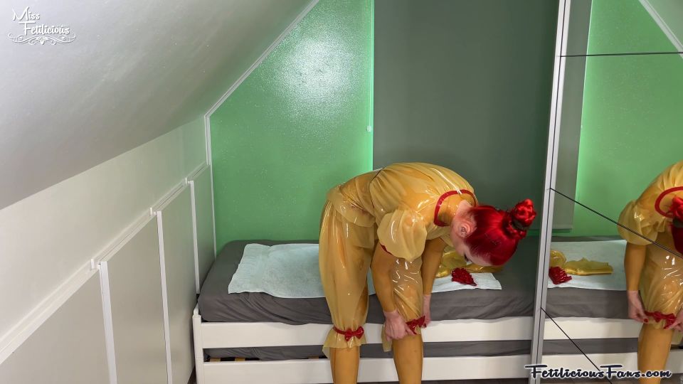 Latex Dressing Up In Transparent Latex Quick View Porn - ...