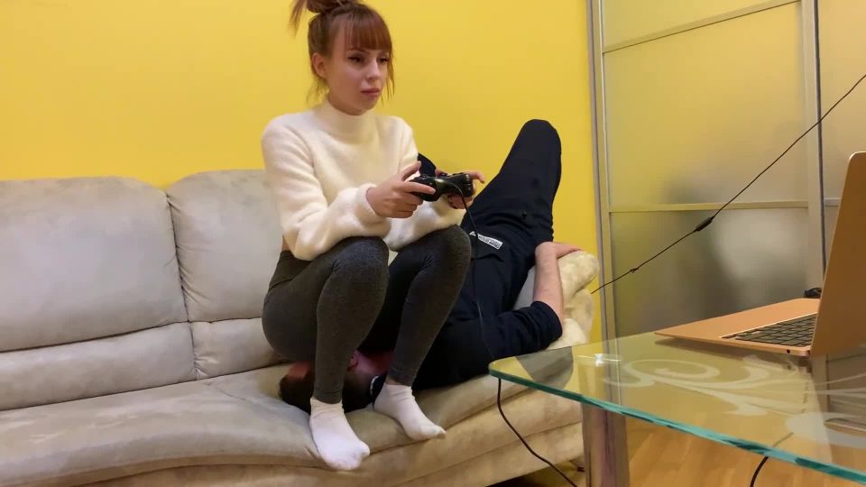 clip 33 Petite Princess FemDom - Gamer Kira In Leggings Uses Her Chair Slave While Playing - amateur - femdom porn fetish queen