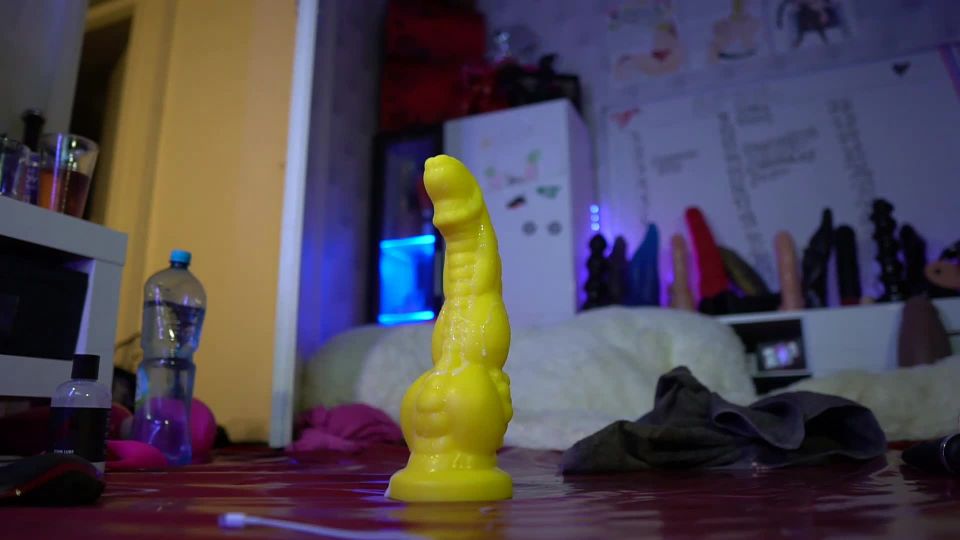 Siswet19 Squirting Rosebutt Loose And Bad Dragon Dildo Fu...