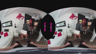 Handy Mandy - Oculus 6K - Big tits