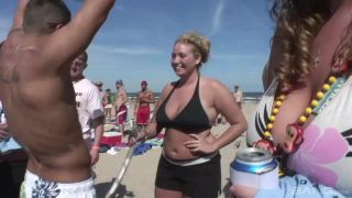 Reneta Has Fun At The Spring Break Beach Party public 