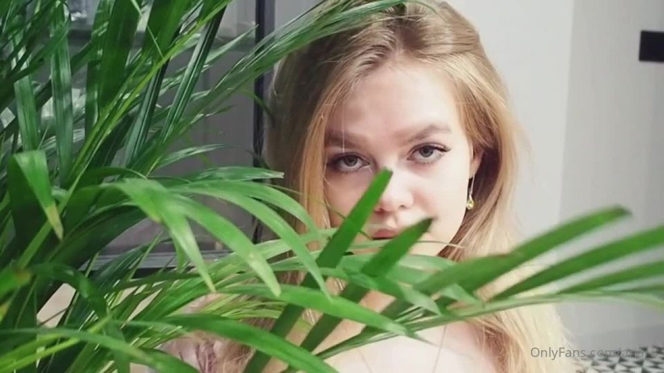 Aria - ariaandalex AriadorablexBring the lion out tip gets you FULL version of the video min seccrea - 19-12-2020 - Onlyfans