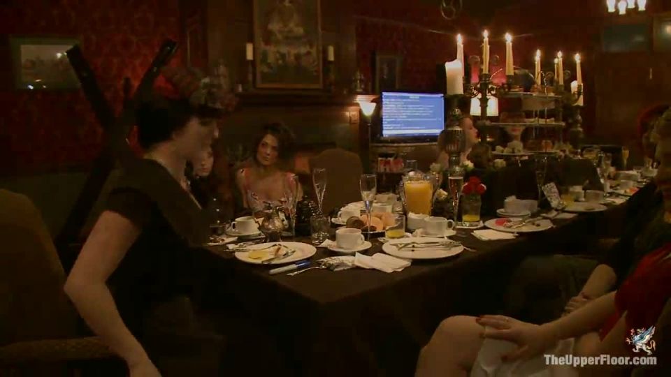 Sophie Monroe Iona Grace Nicki Blue y Sparky Sin Claire Soph...