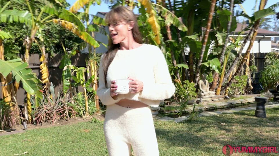 [SofieMarieXXX] Sibling Rivalry 3 Wedding Day [05.11.25] [1080p]
